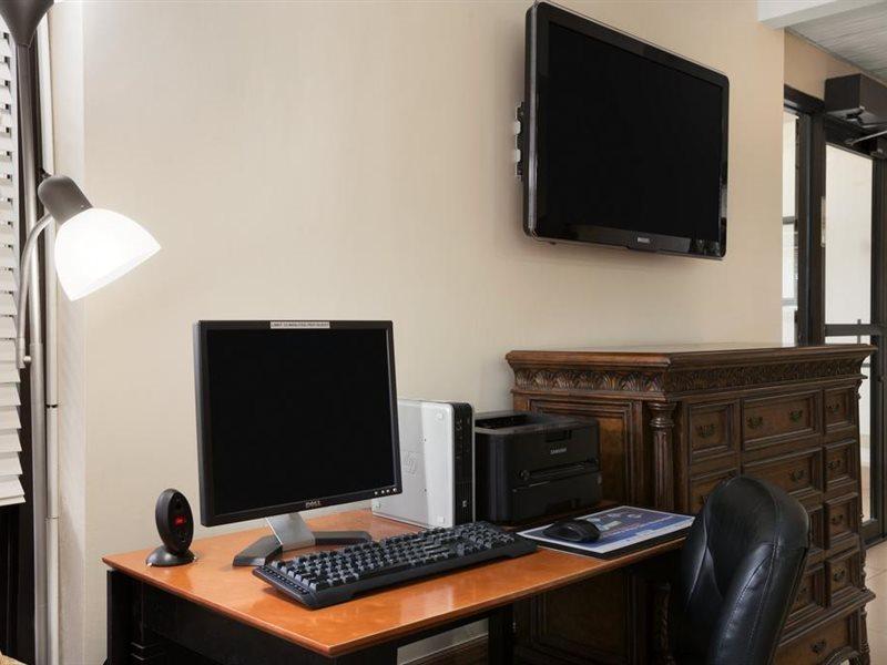 Days Inn By Wyndham Jacksonville Airport Εξωτερικό φωτογραφία