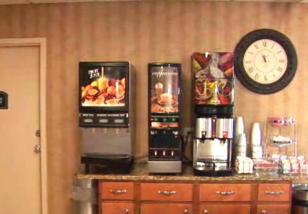 Days Inn By Wyndham Jacksonville Airport Εξωτερικό φωτογραφία