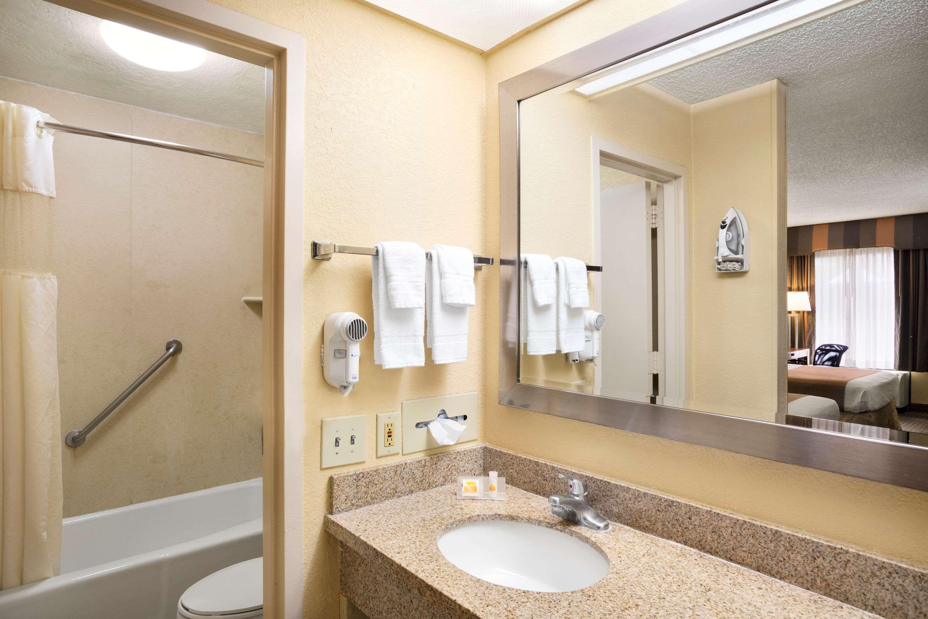 Days Inn By Wyndham Jacksonville Airport Εξωτερικό φωτογραφία