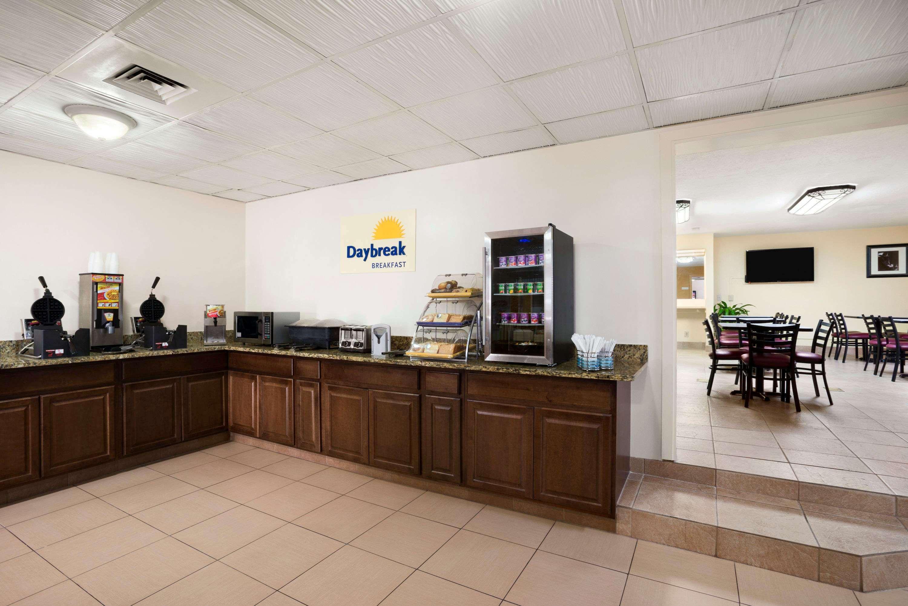 Days Inn By Wyndham Jacksonville Airport Εξωτερικό φωτογραφία