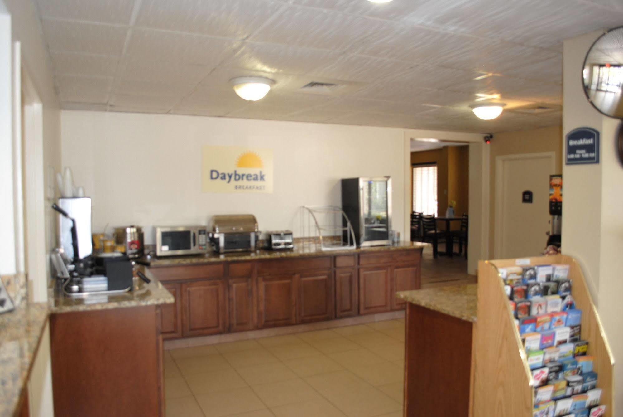 Days Inn By Wyndham Jacksonville Airport Εξωτερικό φωτογραφία